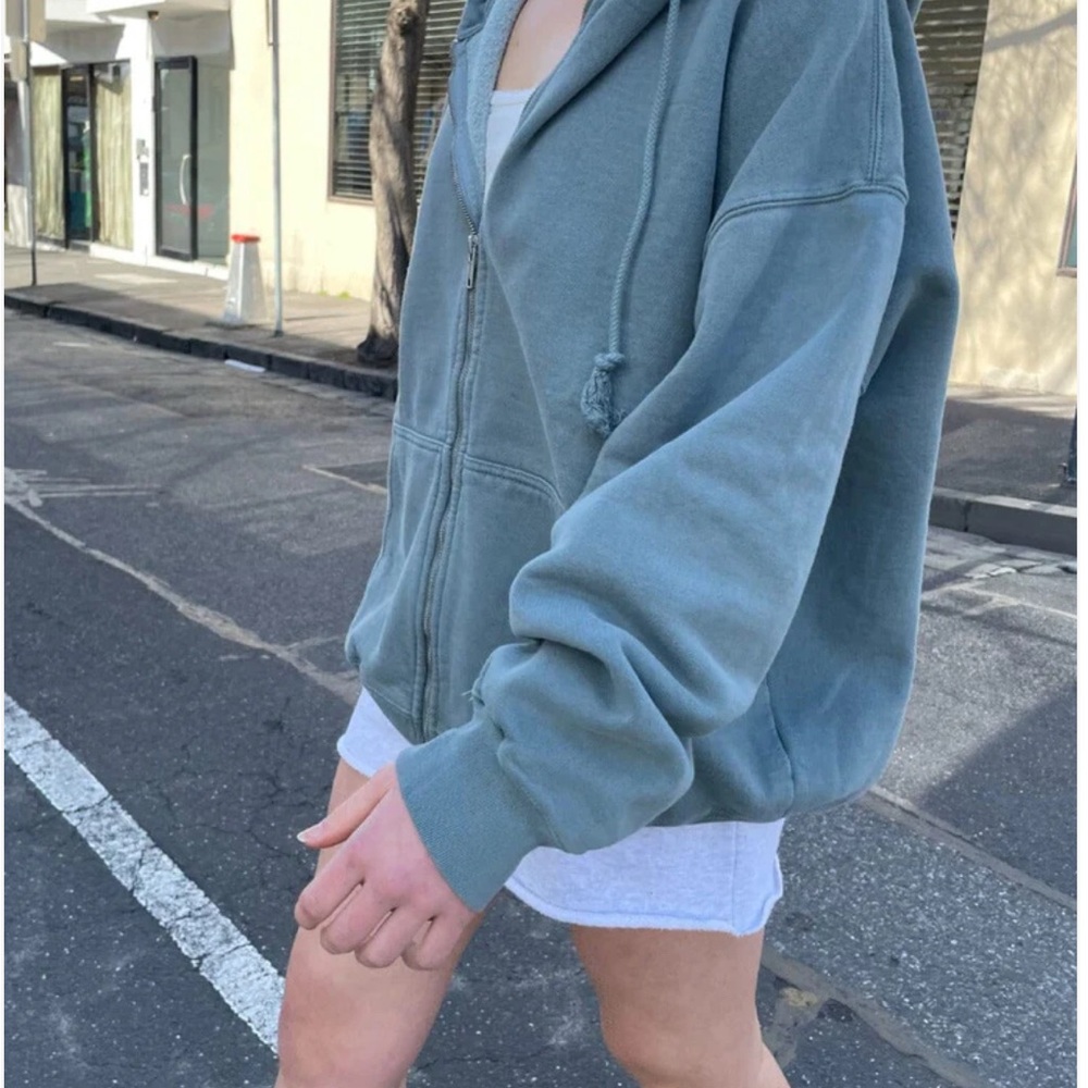 Brandy Melville Christy hoodie/zip up